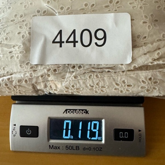 Womens Eyelet Wide Leg Pants Size Medium Coastal Beachy Cream Euro Summer Boho - Picture 7 of 7